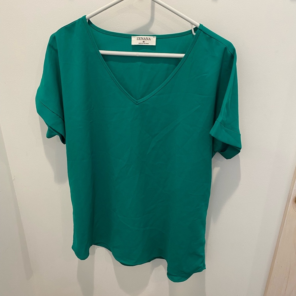 Zenana Green Flowy Blouse Size Medium